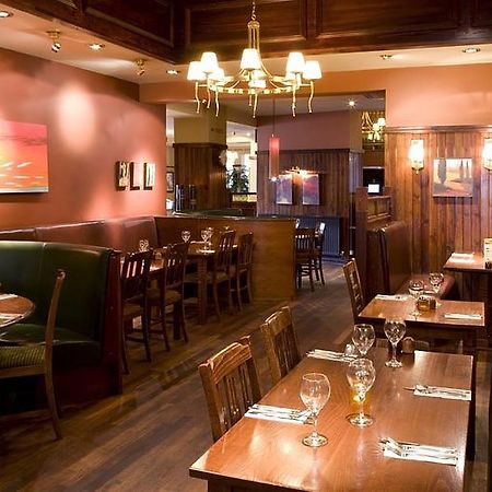 Premier Inn London イルフォード エクステリア 写真