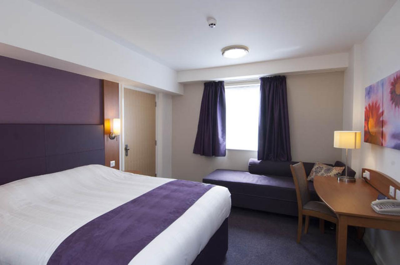 Premier Inn London イルフォード 部屋 写真